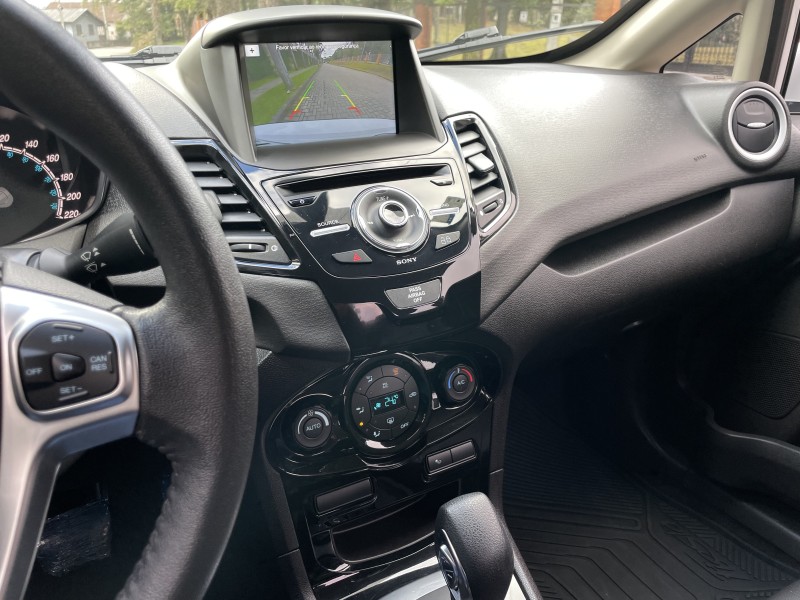 FIESTA 1.6 TITANIUM SEDAN 16V FLEX 4P AUTOMÁTICO - 2017 - CAXIAS DO SUL
