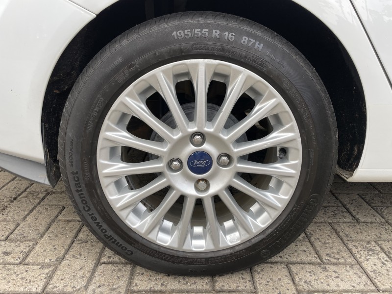 FIESTA 1.6 TITANIUM SEDAN 16V FLEX 4P AUTOMÁTICO - 2017 - CAXIAS DO SUL