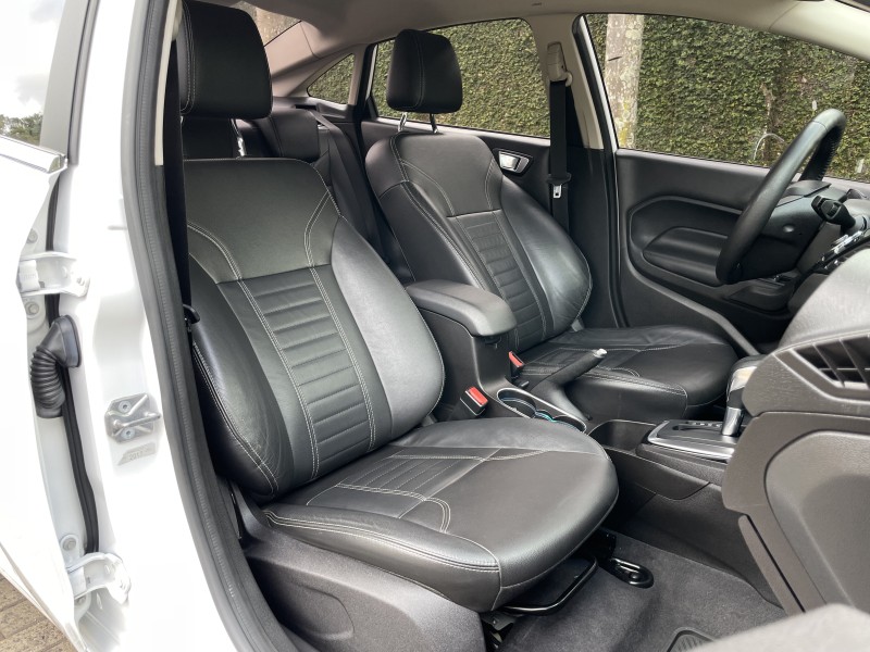 FIESTA 1.6 TITANIUM SEDAN 16V FLEX 4P AUTOMÁTICO - 2017 - CAXIAS DO SUL