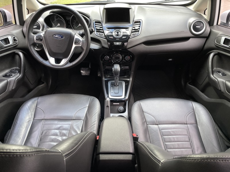 FIESTA 1.6 TITANIUM SEDAN 16V FLEX 4P AUTOMÁTICO - 2017 - CAXIAS DO SUL