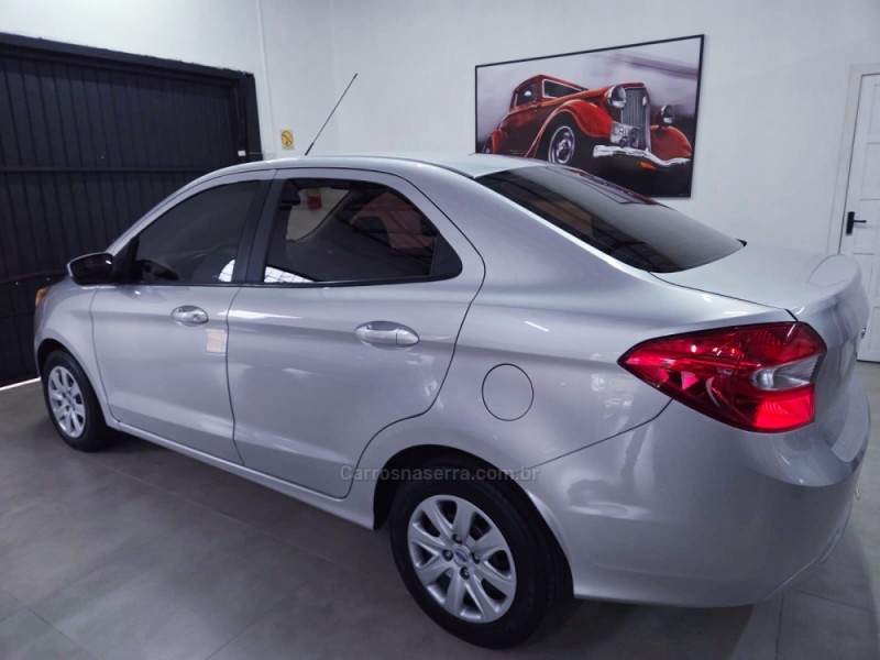 KA + 1.5 SE 16V FLEX 4P MANUAL - 2018 - CAMPO BOM