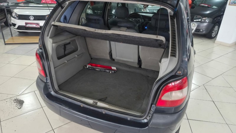 SCÉNIC 1.6 AUTHENTIQUE 16V GASOLINA 4P MANUAL - 2005 - CAXIAS DO SUL