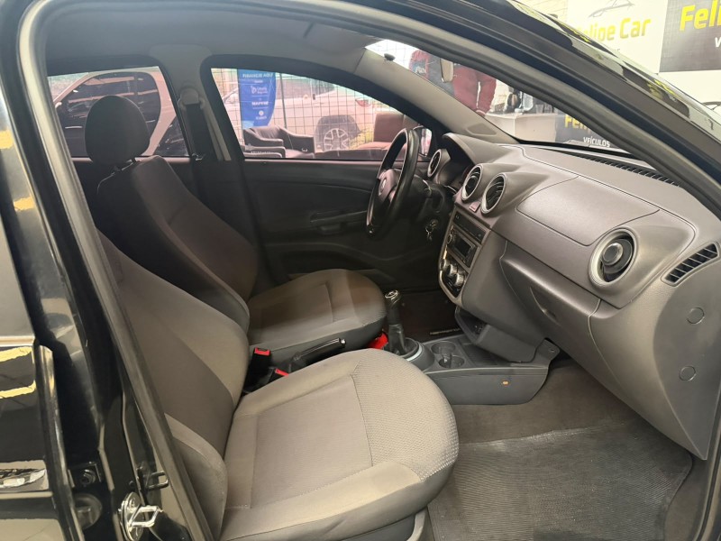 VOYAGE 1.0 12V MPI TOTALFLEX TRENDLINE 4P MANUAL - 2010 - CAXIAS DO SUL