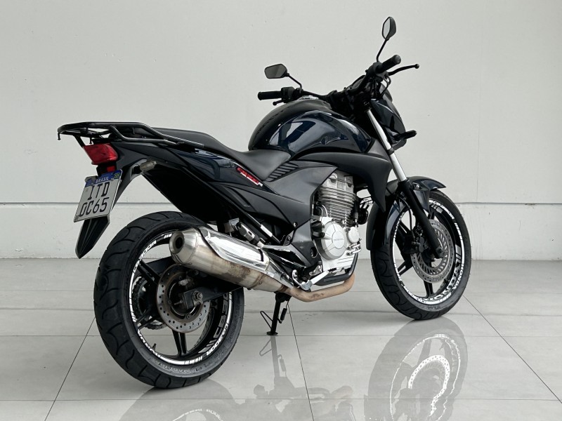 CB 300R ABS - 2012 - CAXIAS DO SUL