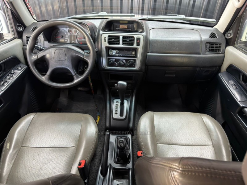 PAJERO TR4 2.0 4X4 16V 131CV GASOLINA 4P AUTOMÁTICO - 2006 - CAXIAS DO SUL