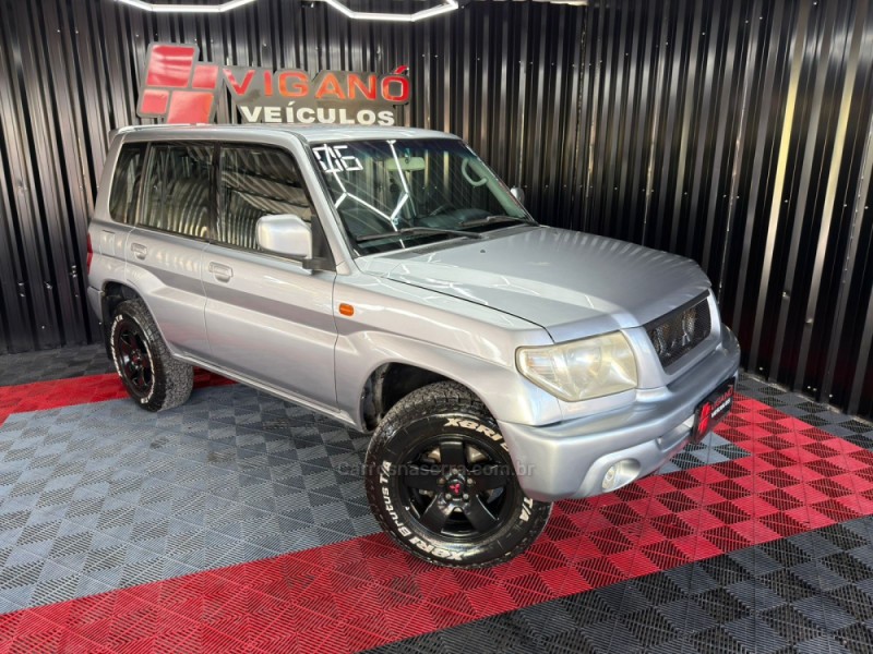 PAJERO TR4 2.0 4X4 16V 131CV GASOLINA 4P AUTOMÁTICO - 2006 - CAXIAS DO SUL
