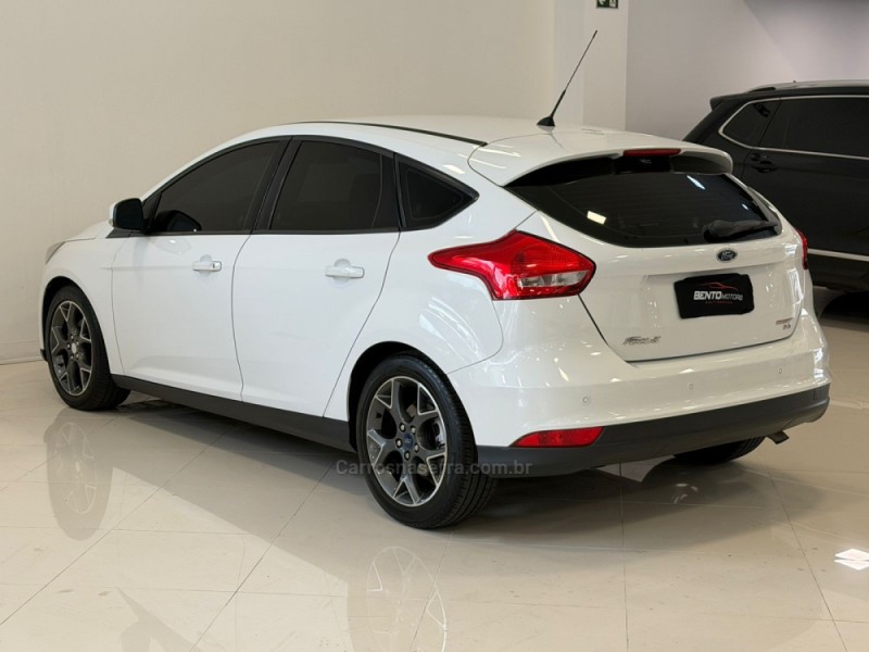 FOCUS 2.0 SE HATCH 16V FLEX 4P AUTO - 2016 - BENTO GONçALVES