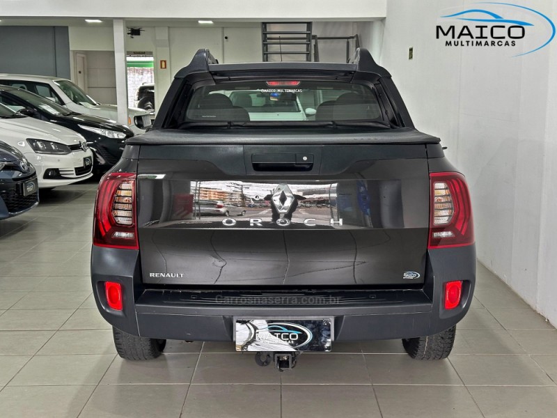 OROCH 1.6 16V EXPRESSION FLEX 4P MANUAL - 2017 - NOVO HAMBURGO
