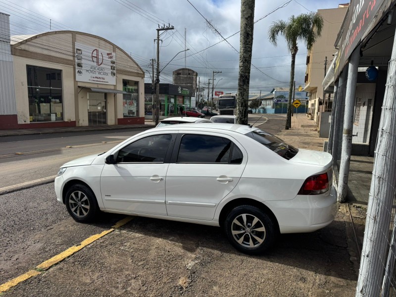 VOYAGE 1.0 MI 8V FLEX 4P MANUAL - 2012 - VACARIA