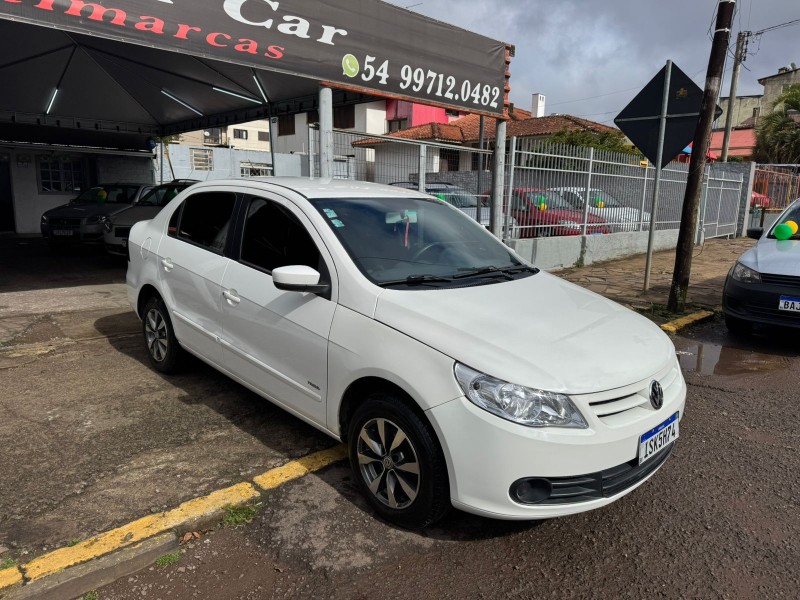 VOYAGE 1.0 MI 8V FLEX 4P MANUAL - 2012 - VACARIA