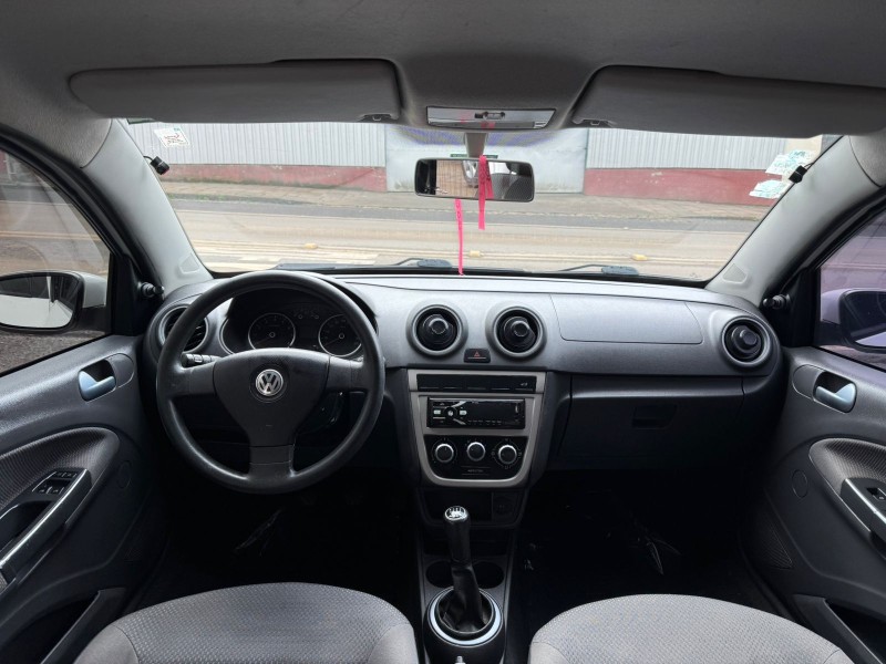 VOYAGE 1.0 MI 8V FLEX 4P MANUAL - 2012 - VACARIA