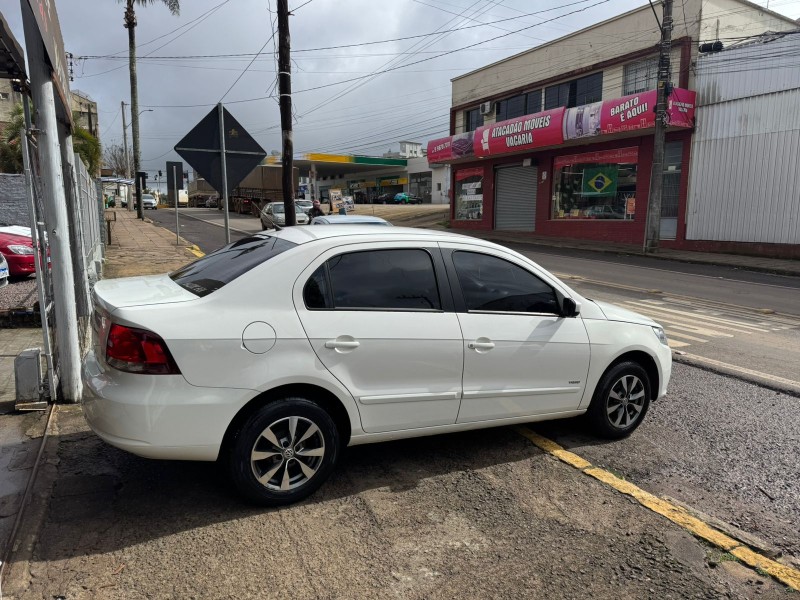 VOYAGE 1.0 MI 8V FLEX 4P MANUAL - 2012 - VACARIA