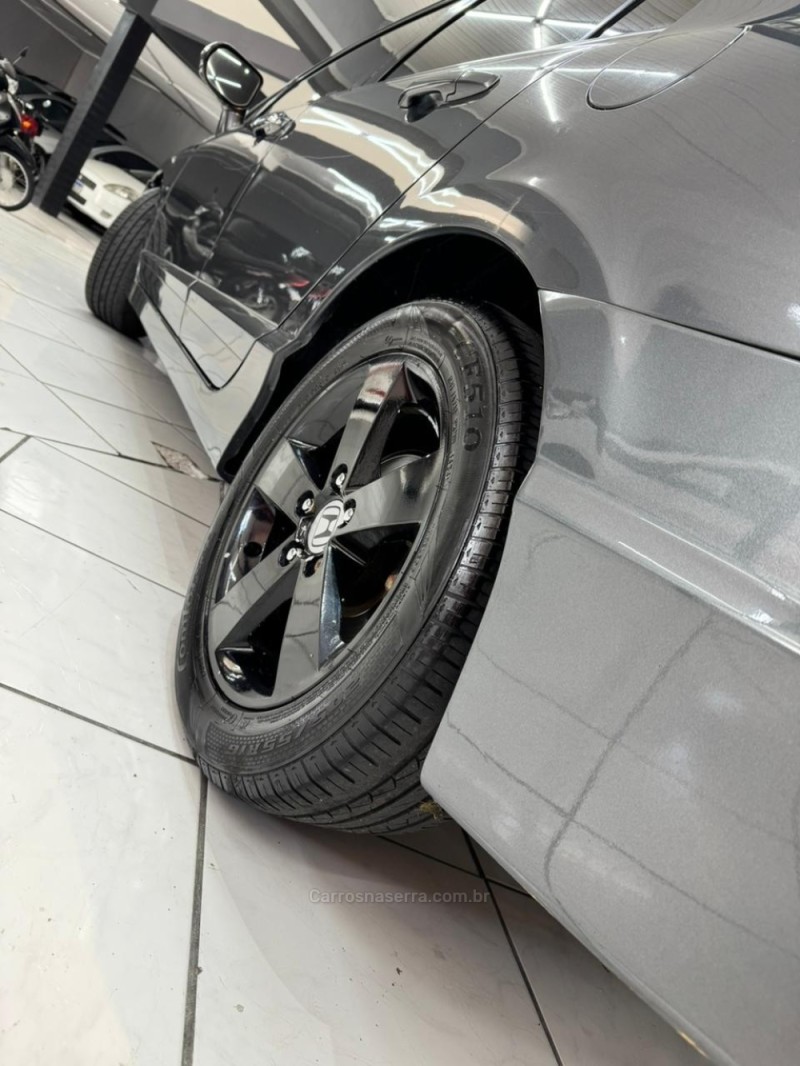 CIVIC 1.8 LXS 16V GASOLINA 4P AUTOMÁTICO - 2008 - CAXIAS DO SUL