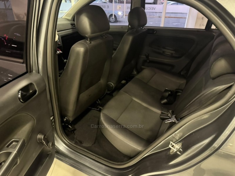 VOYAGE 1.0 12V MPI TOTALFLEX TRENDLINE 4P MANUAL - 2020 - SALVADOR DO SUL