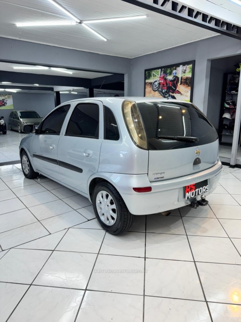 CORSA 1.4 MPFI MAXX 8V FLEX 4P MANUAL - 2011 - CAXIAS DO SUL
