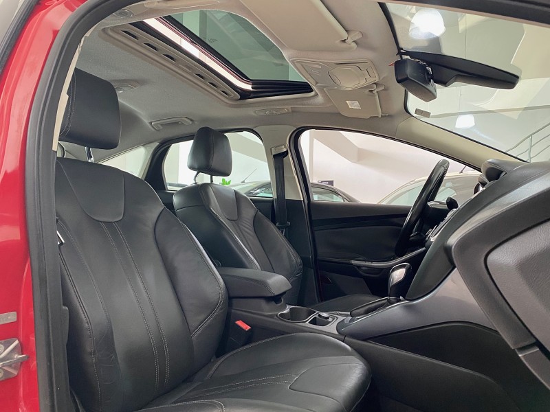 FOCUS 2.0 TITANIUM PLUS HATCH 16V FLEX 4P AUTO - 2015 - CAXIAS DO SUL