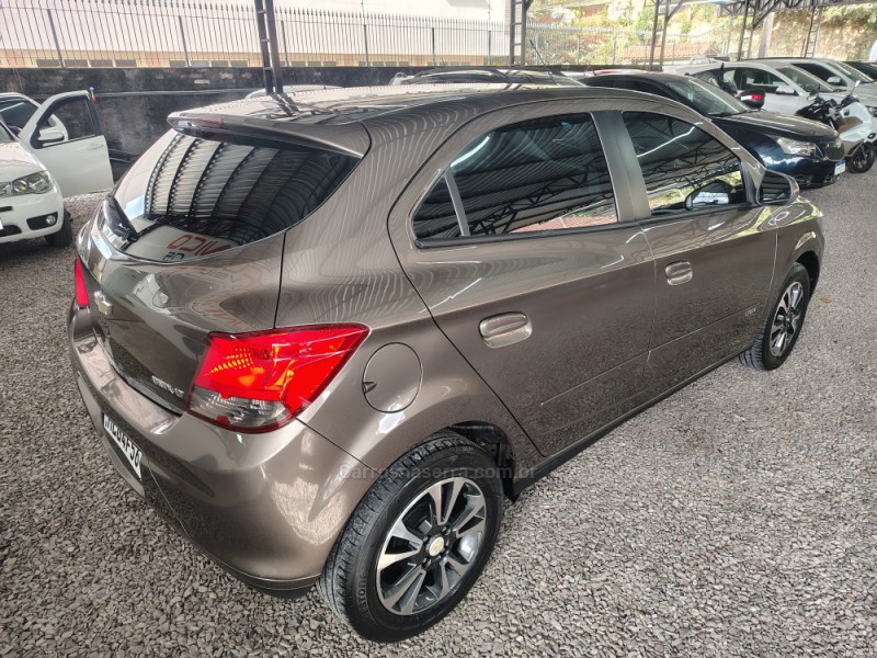 ONIX 1.4 MPFI LT 8V FLEX 4P MANUAL - 2014 - CAXIAS DO SUL