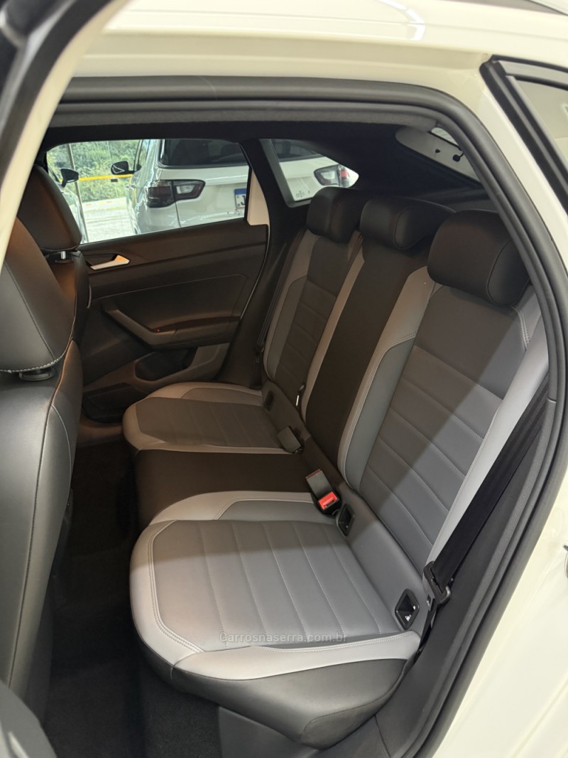NIVUS 1.0 TSI HIGHLINE FLEX 4P AUTOMÁTICO - 2023 - FARROUPILHA