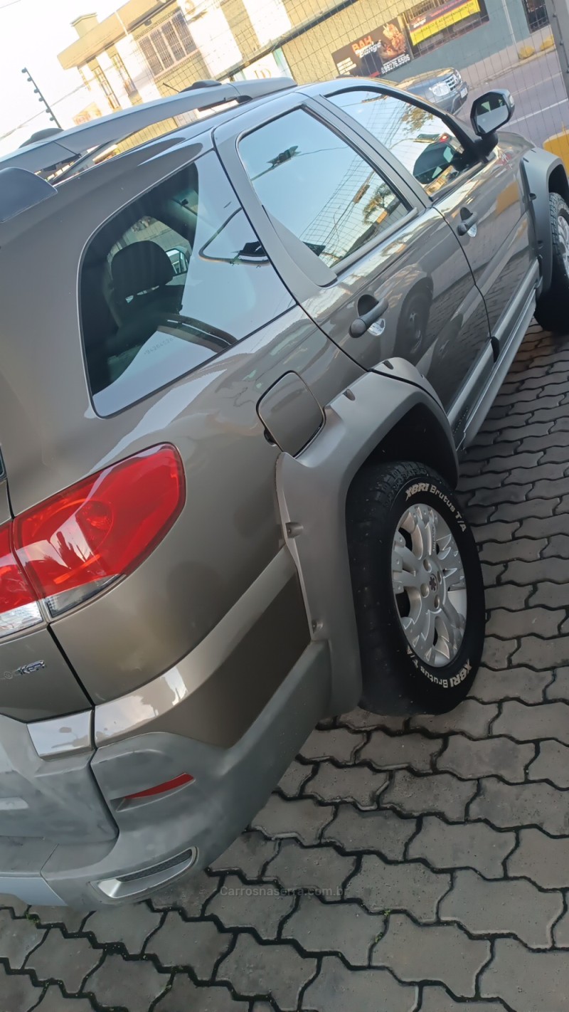 PALIO 1.8 MPI ADVENTURE LOCKER WEEKEND 8V FLEX 4P MANUAL - 2009 - CAXIAS DO SUL