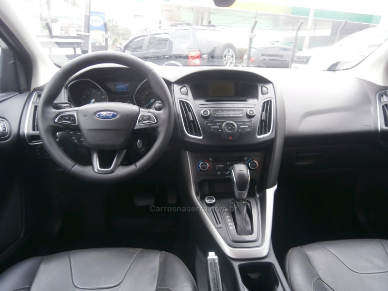 FOCUS 2.0 SE SEDAN 16V FLEX 4P AUTOMÁTICO - 2016 - FARROUPILHA