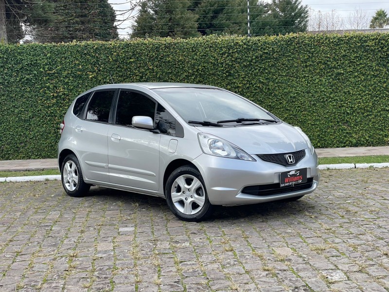 fit 1.4 lxl 16v flex 4p automatico 2010 farroupilha