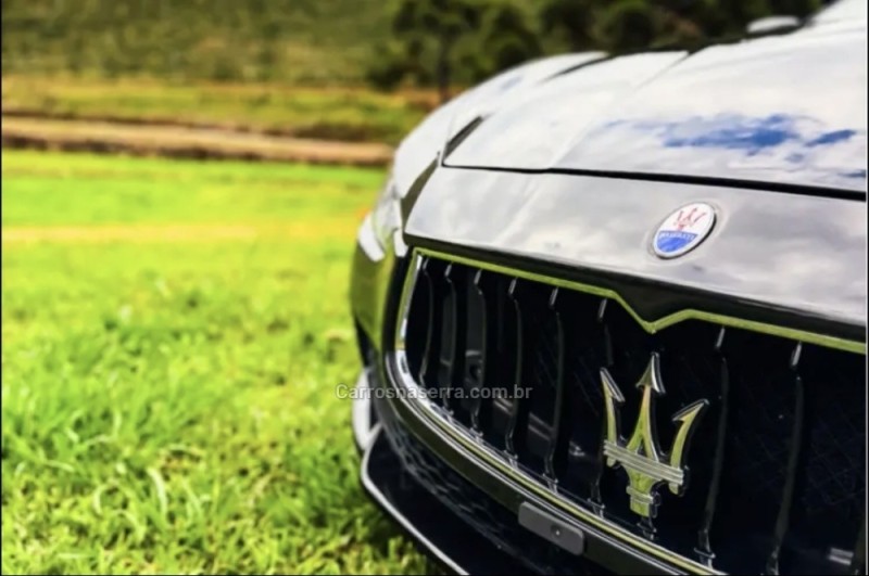 GHIBLI 3.0 S Q4 24V V6 GASOLINA 4P AUTOMÁTICO - 2014 - FARROUPILHA