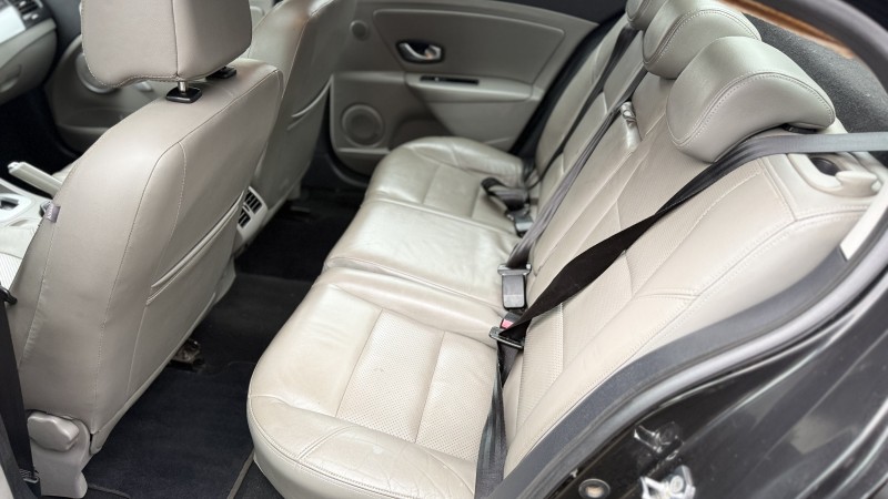FLUENCE 2.0 PRIVILÉGE 16V FLEX 4P AUTOMÁTICO - 2012 - NOVA PETRóPOLIS