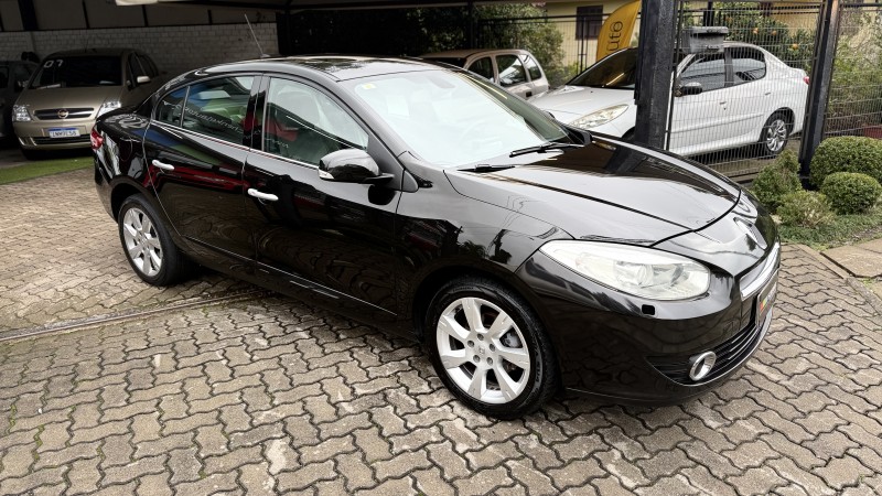 fluence 2.0 privilege 16v flex 4p automatico 2012 nova petropolis