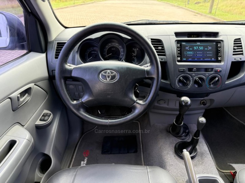 HILUX 2.5 4X4 CD 16V TURBO DIESEL 4P MANUAL - 2008 - IVOTI