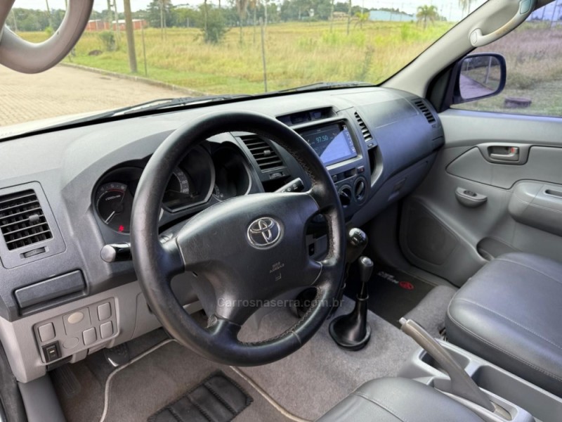 HILUX 2.5 4X4 CD 16V TURBO DIESEL 4P MANUAL - 2008 - IVOTI
