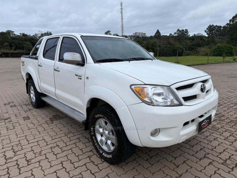 HILUX 2.5 4X4 CD 16V TURBO DIESEL 4P MANUAL - 2008 - IVOTI