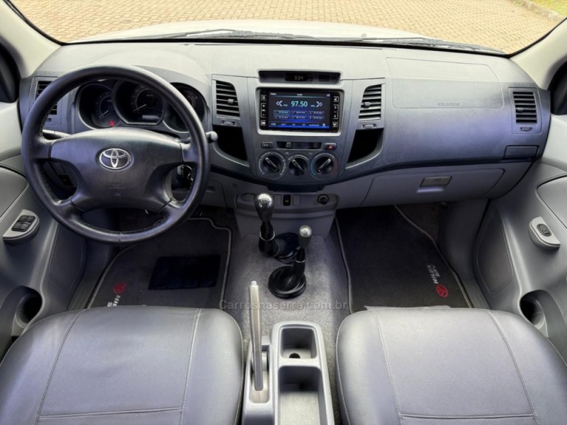HILUX 2.5 4X4 CD 16V TURBO DIESEL 4P MANUAL - 2008 - IVOTI