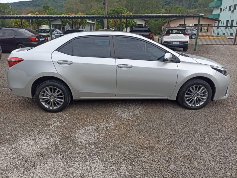 COROLLA 2.0 XEI 16V FLEX 4P AUTOMÁTICO - 2017 - PICADA CAFé