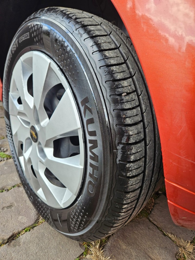 ONIX 1.0 LT2 FLEX 4P MANUAL - 2013 - VERANóPOLIS