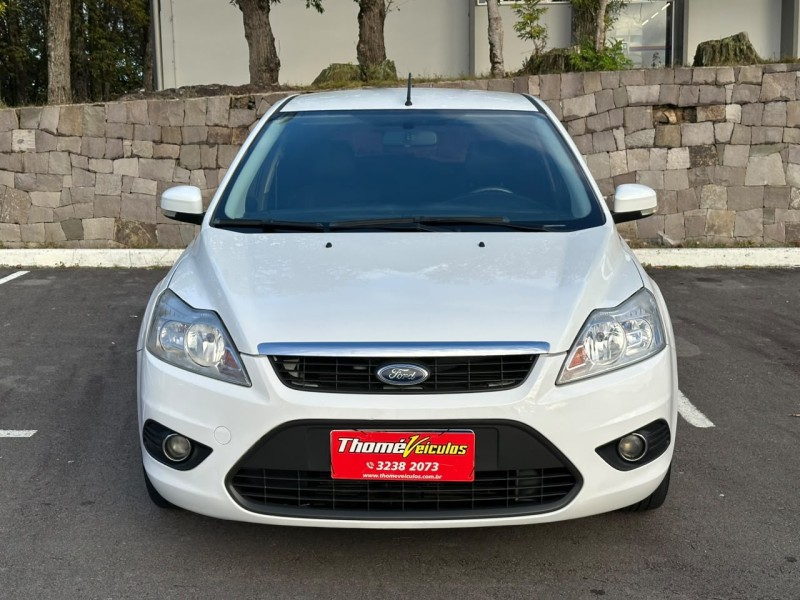 FOCUS 1.6 GLX 16V FLEX 4P MANUAL - 2011 - CAXIAS DO SUL