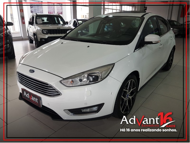focus 2.0 titanium plus hatch 16v flex 4p auto 2016 caxias do sul