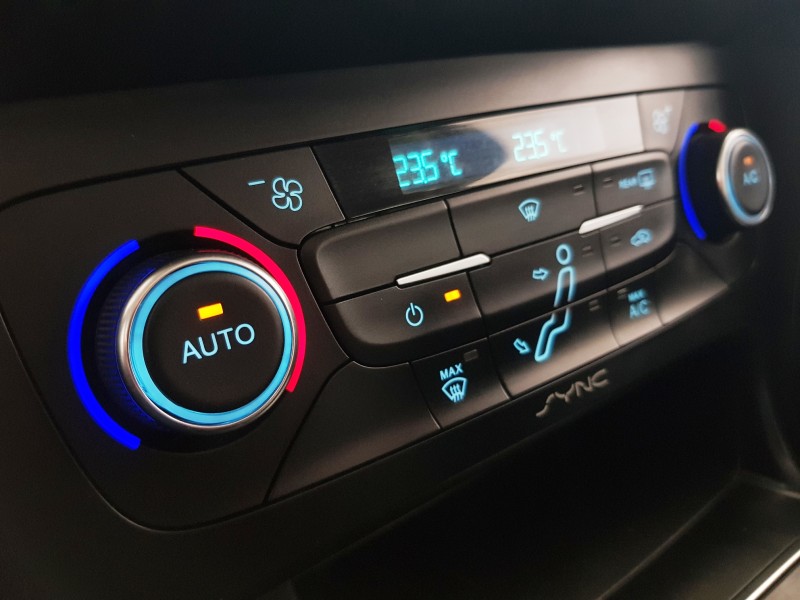 FOCUS 2.0 TITANIUM PLUS HATCH 16V FLEX 4P AUTO - 2016 - CAXIAS DO SUL