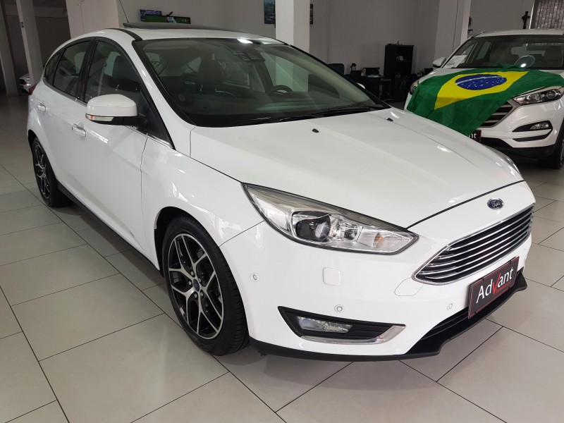 FOCUS 2.0 TITANIUM PLUS HATCH 16V FLEX 4P AUTO - 2016 - CAXIAS DO SUL