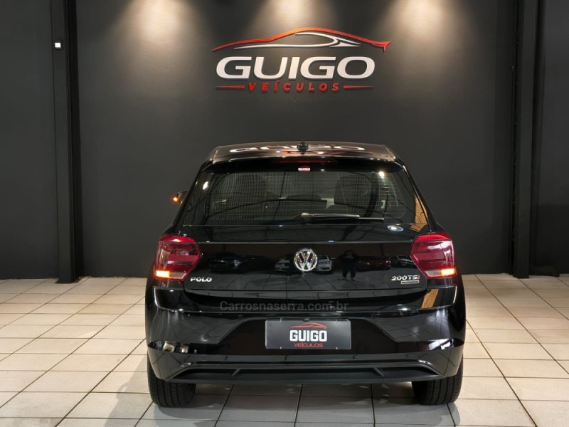 POLO 1.0	200 TSI HIGHLINE AUTOMÁTICO  - 2019 - NOVO HAMBURGO