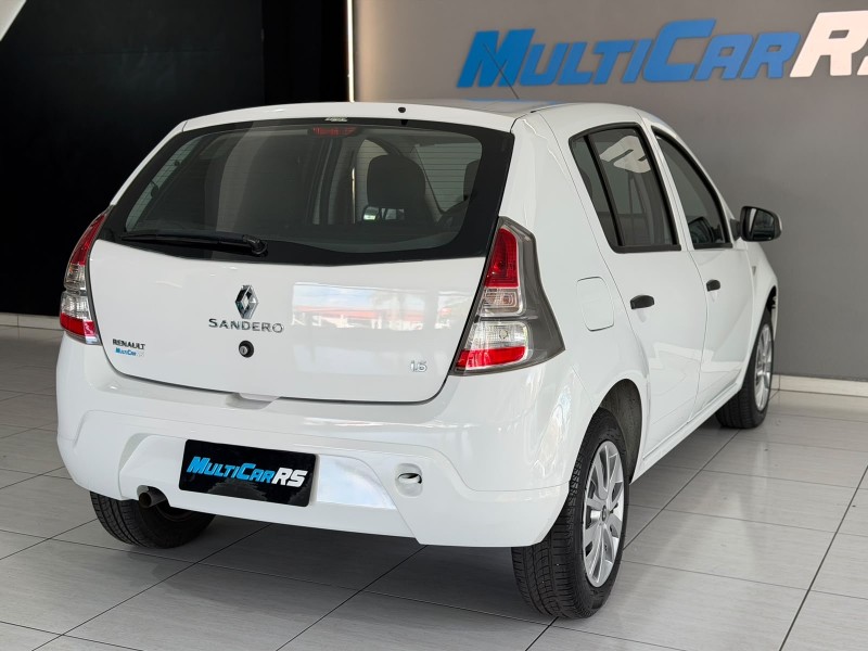 SANDERO 1.6 EXPRESSION 16V FLEX 4P MANUAL - 2014 - ESTâNCIA VELHA