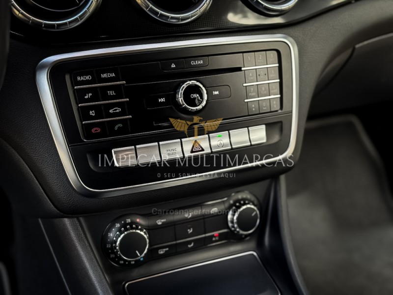 CLA 180 1.6 16V TURBO 122CV GASOLINA 4P MANUAL - 2018 - NOVO HAMBURGO
