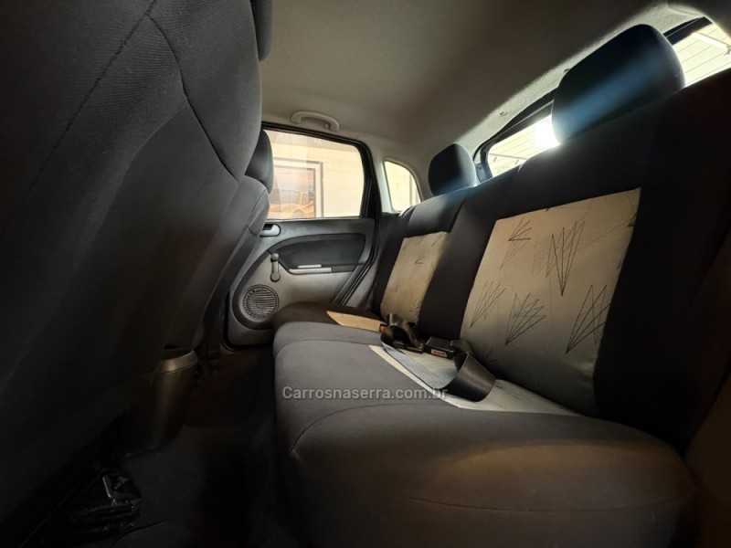 FIESTA 1.6 MPI CLASS HATCH 8V FLEX 4P MANUAL - 2009 - CAMPO BOM