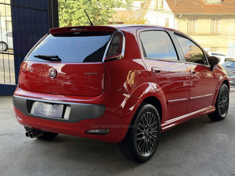 PUNTO 1.8 SPORTING 16V FLEX 4P AUTOMATIZADO - 2013 - CAXIAS DO SUL