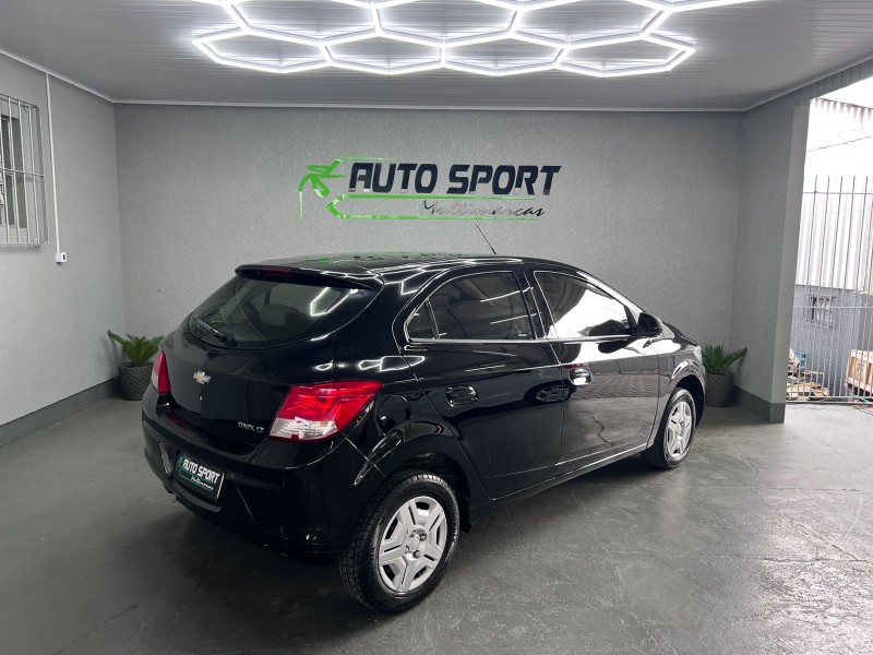 ONIX 1.0 MPFI LT 8V FLEX 4P MANUAL - 2015 - CAXIAS DO SUL