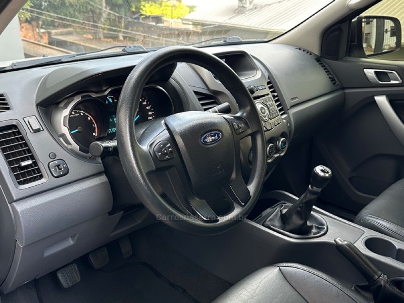 RANGER 2.5 XLT 4X2 CD 16V FLEX 4P MANUAL - 2014 - GUAPORé