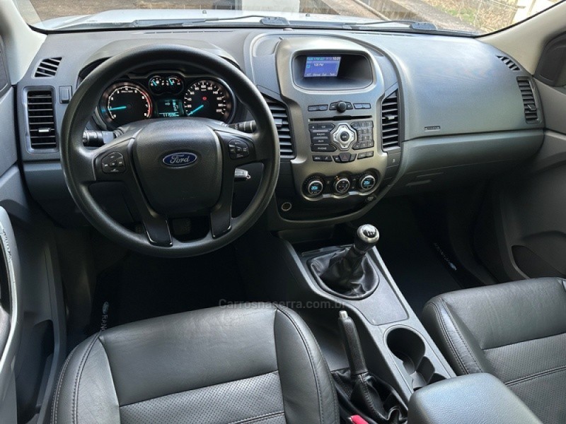 RANGER 2.5 XLT 4X2 CD 16V FLEX 4P MANUAL - 2014 - GUAPORé