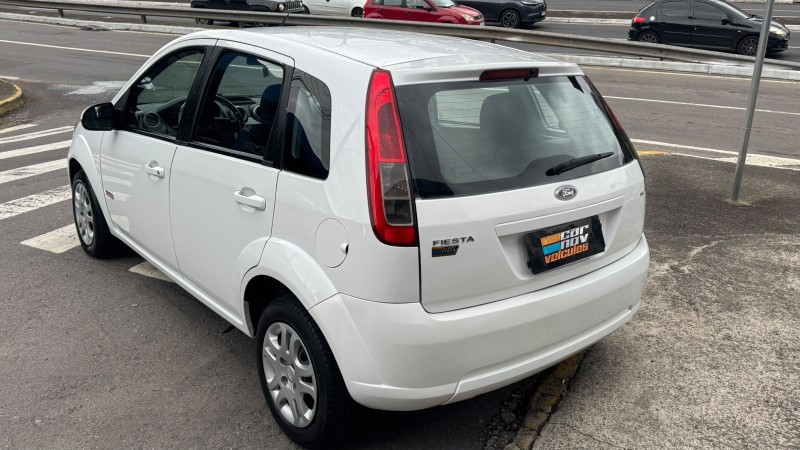 FIESTA 1.6 MPI CLASS HATCH 8V FLEX 4P MANUAL - 2013 - CAXIAS DO SUL