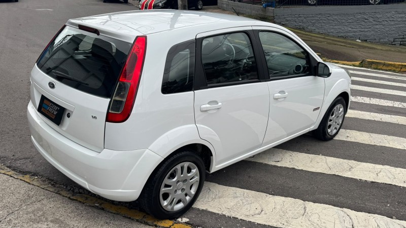 FIESTA 1.6 MPI CLASS HATCH 8V FLEX 4P MANUAL - 2013 - CAXIAS DO SUL