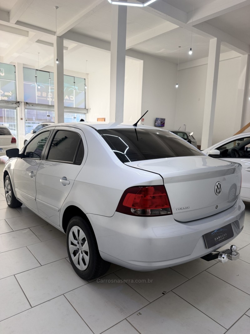 VOYAGE 1.0 MI CITY 8V FLEX 4P MANUAL - 2013 - CAXIAS DO SUL