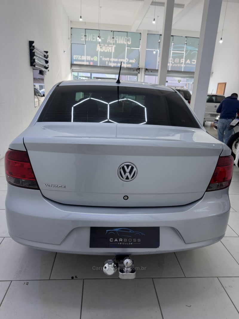 VOYAGE 1.0 MI CITY 8V FLEX 4P MANUAL - 2013 - CAXIAS DO SUL